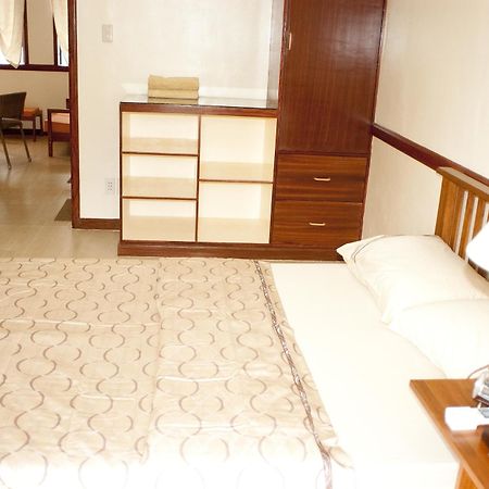 Hotel Punta House Lapu-Lapu City Esterno foto